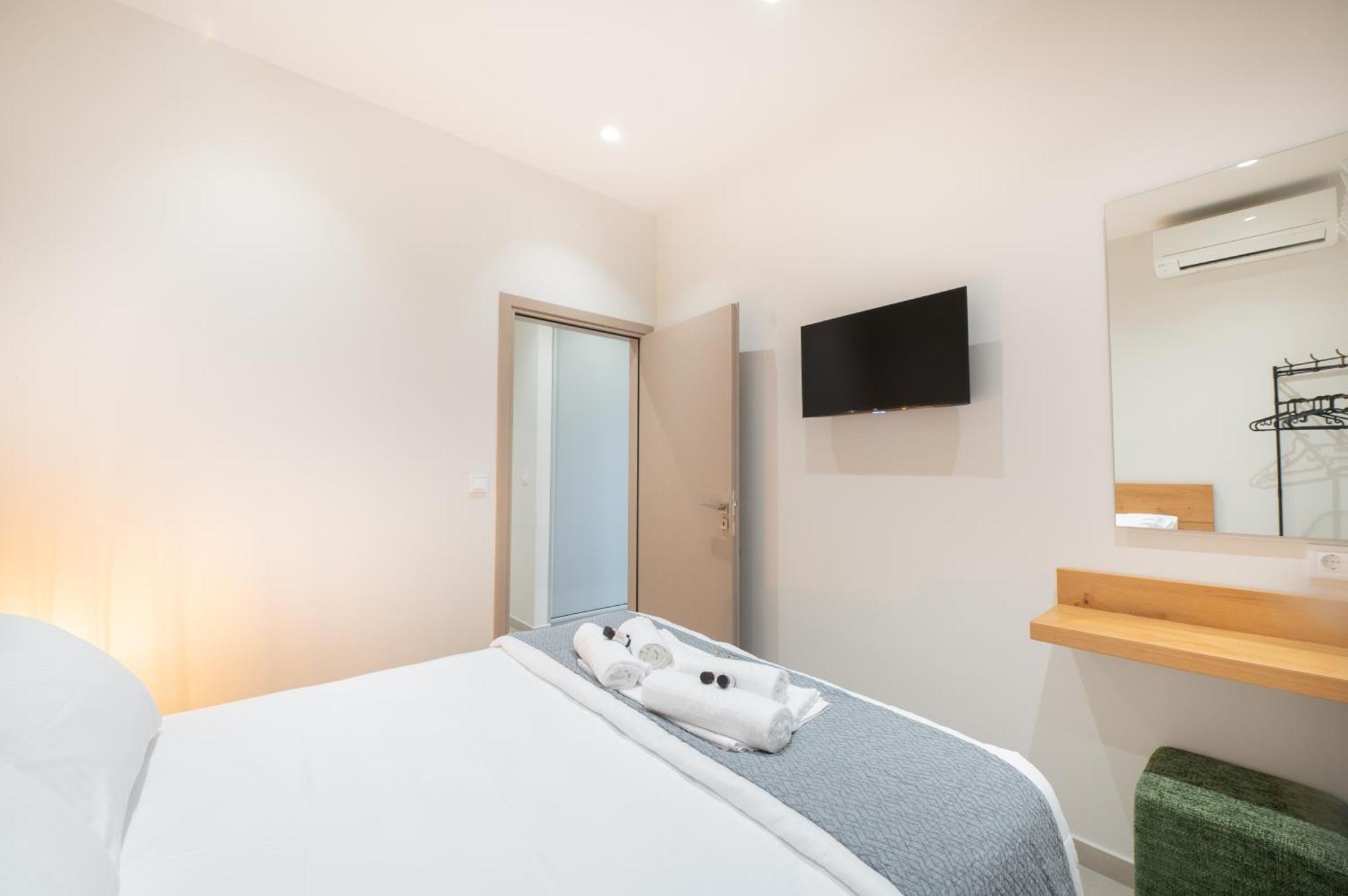Thea Seaview Luxury Living Villa Kalamáta Eksteriør bilde