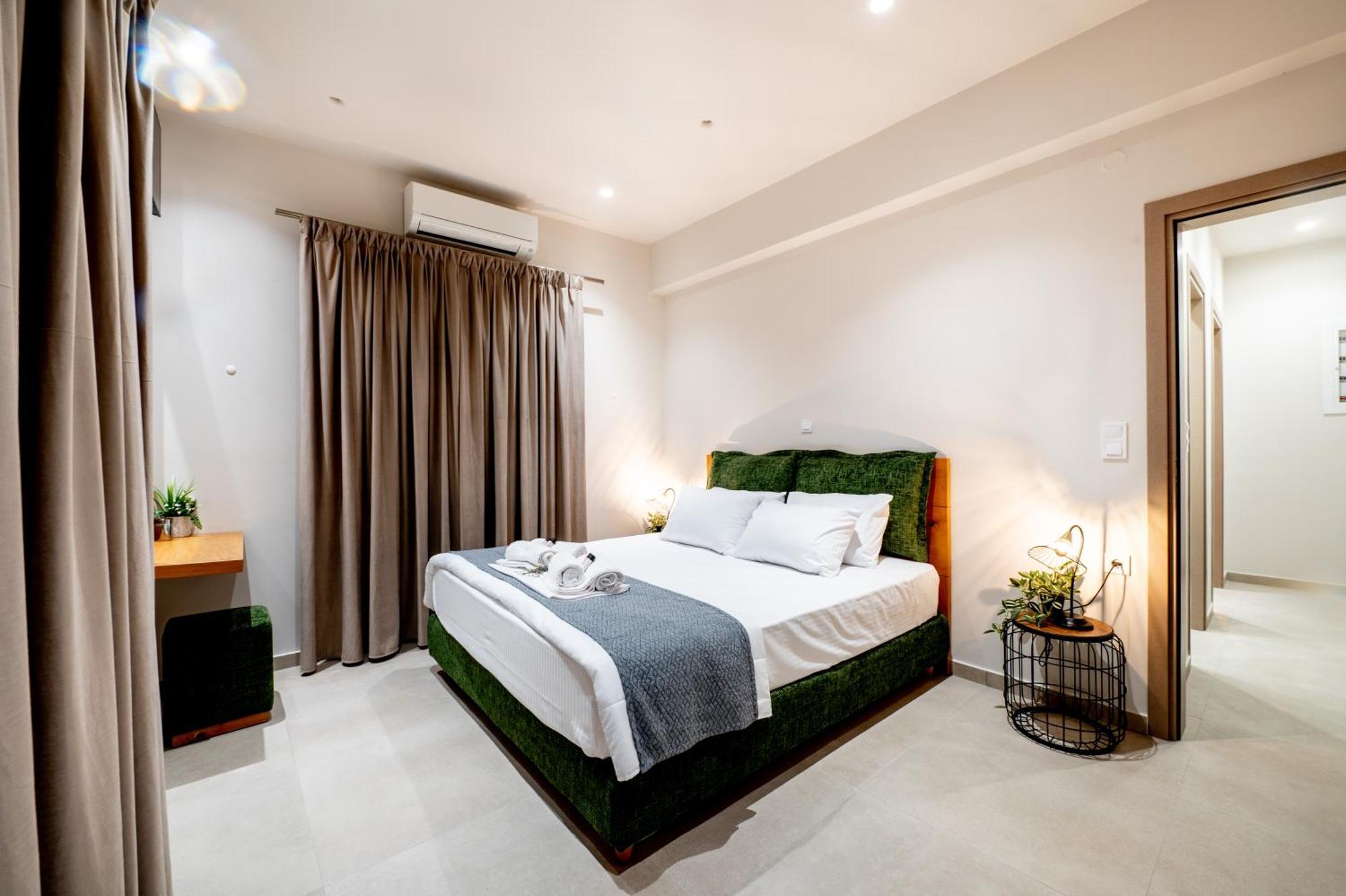 Thea Seaview Luxury Living Villa Kalamáta Eksteriør bilde